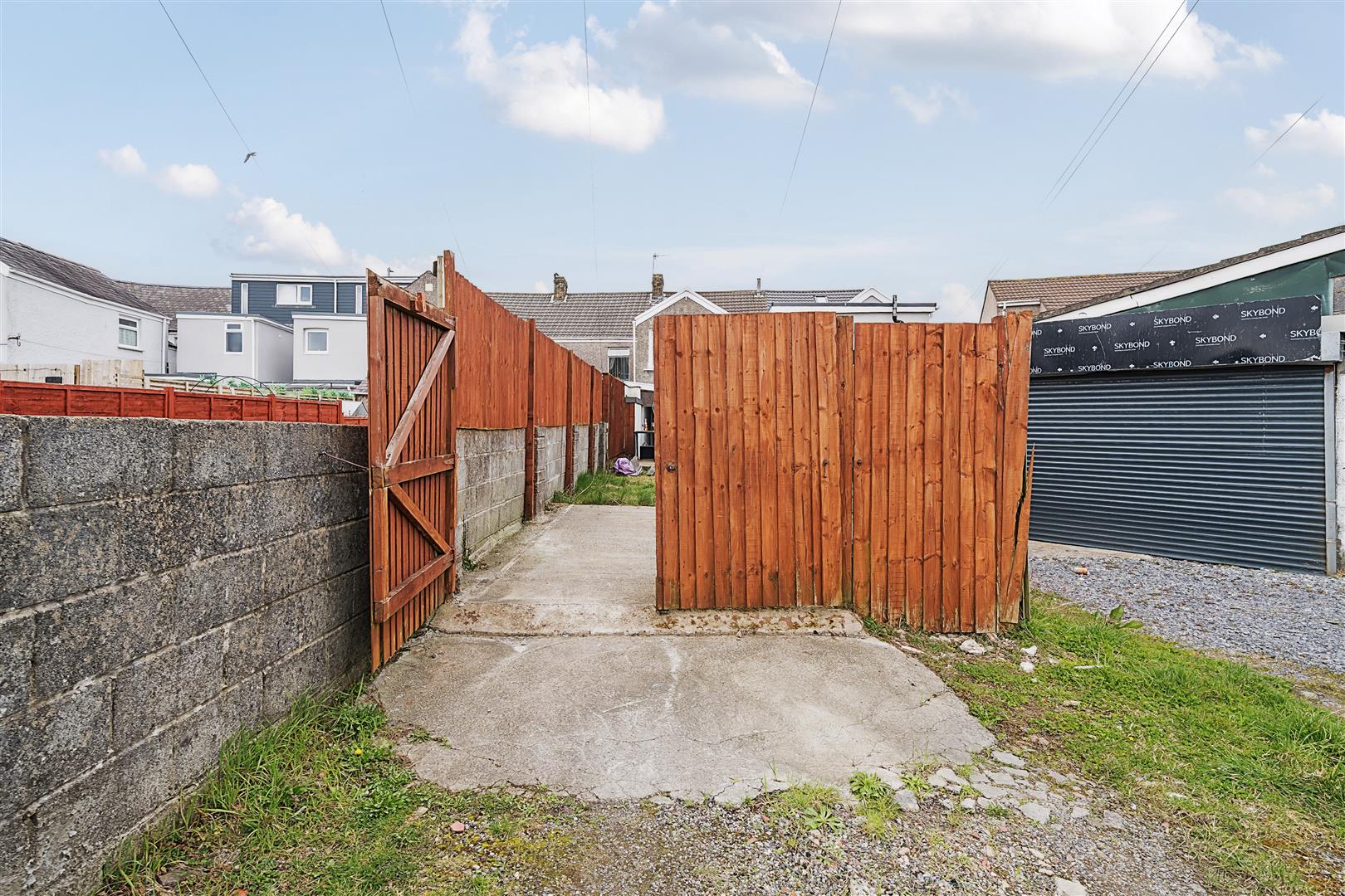 High Street, Gorseinon, Swansea, SA4 4BT